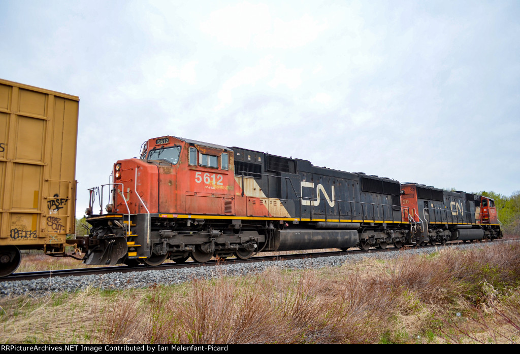 CN 5612